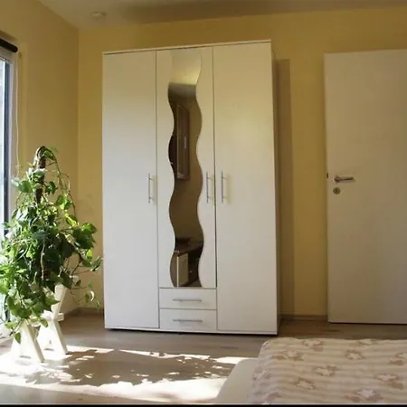 Mit Balkon In * Schmölln